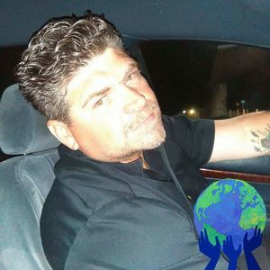 Meet your Posher, Ray